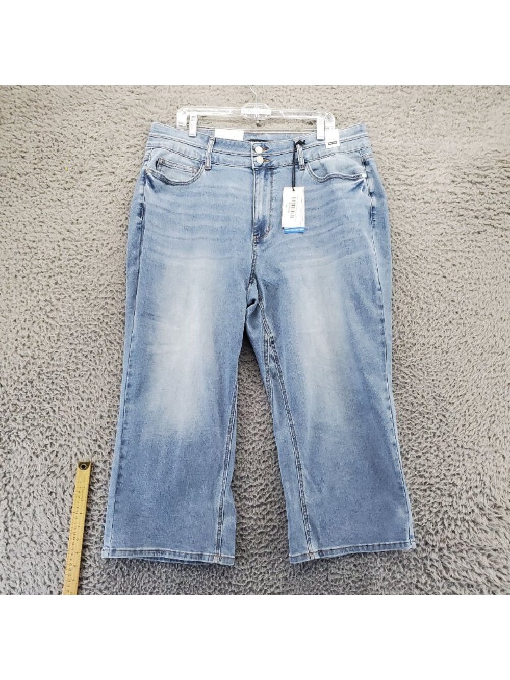 Judy Blue Jeans Womens 20W Blue Wide Crop Stretch Denim Comfort Waist *NWT*